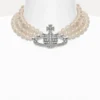 Collier ras du cou Three Row Pearl Bas Relief