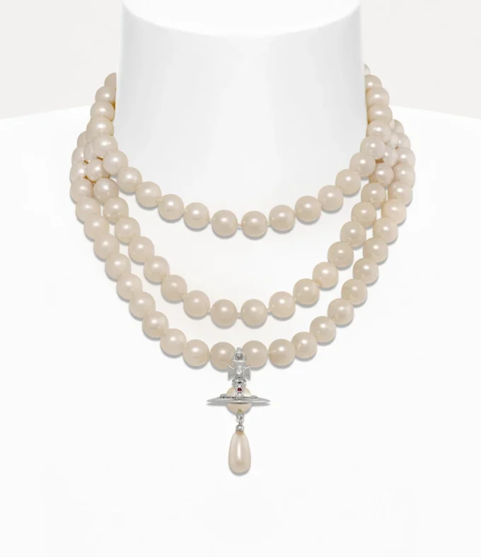 Collier ras-du-cou à trois rangs de perles
